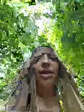 Snapshot of SweetBella95_ chatting on 5, 7, 2026 SweetBella95 online show from 5, 7, 2026