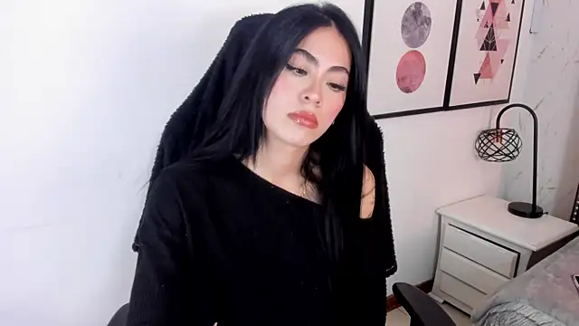 Anya Belth online show from 5, 8, 2026