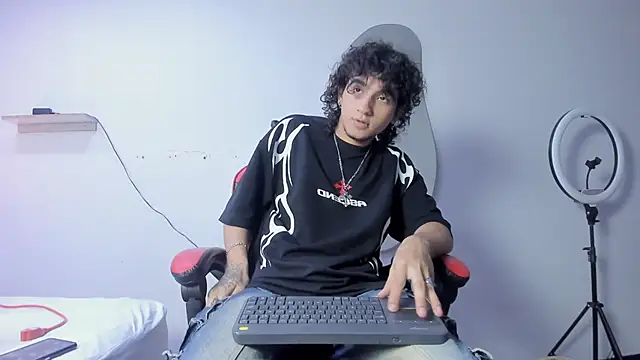 JackesTaylor online show from 7, 5, 2026