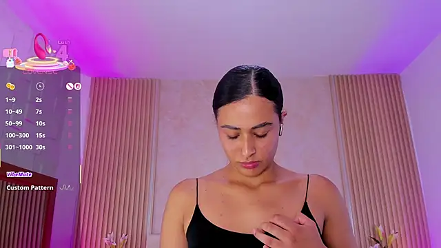 ZOEBARLOWE online show from 17, 10, 2025