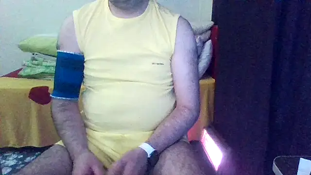 st206boy online show from 15, 4, 2026