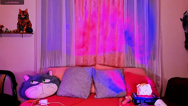 Snapshot of Rosie_Good_girl chatting on 15, 9, 2025 Rosie Good girl online show from 15, 9, 2025