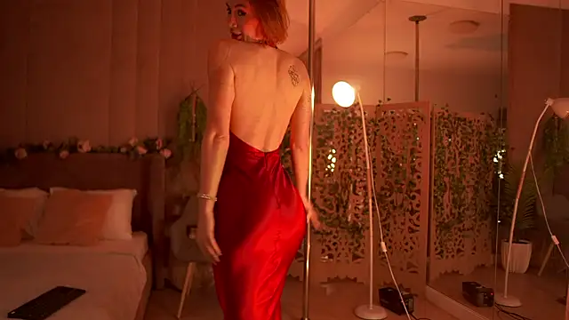 Snapshot of Serena_Waldarf chatting on 19, 9, 2025 Serena Waldarf online show from 19, 9, 2025