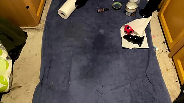 SharkedTaxis online show from 25, 2, 2026