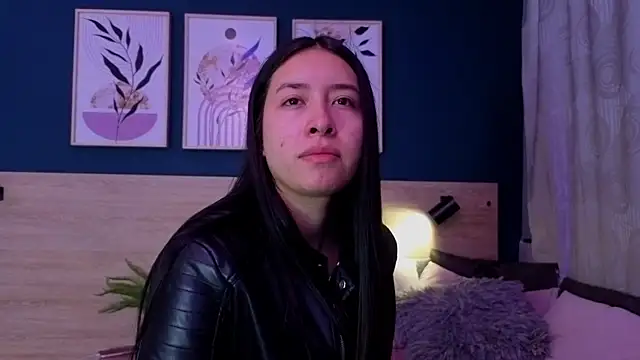 SarahMiler  online show from 21, 2, 2026