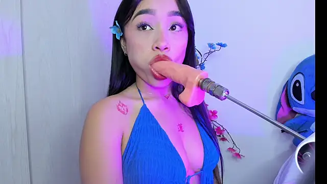 Eva cutte online show from 13, 7, 2026