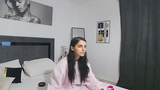 SweetMelodyZ online show from 8, 1, 2026