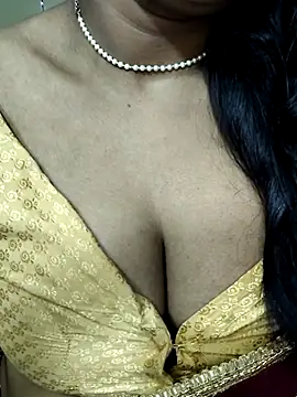 Snapshot of Hotty_Sonali chatting on 12, 10, 2025 Hotty Sonali online show from 12, 10, 2025