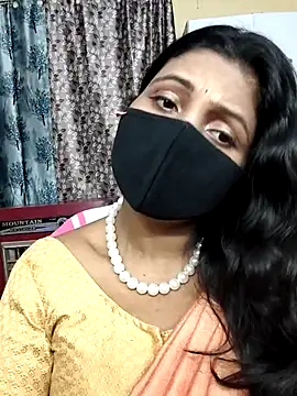 Hotty Sonali online show from 8, 5, 2026