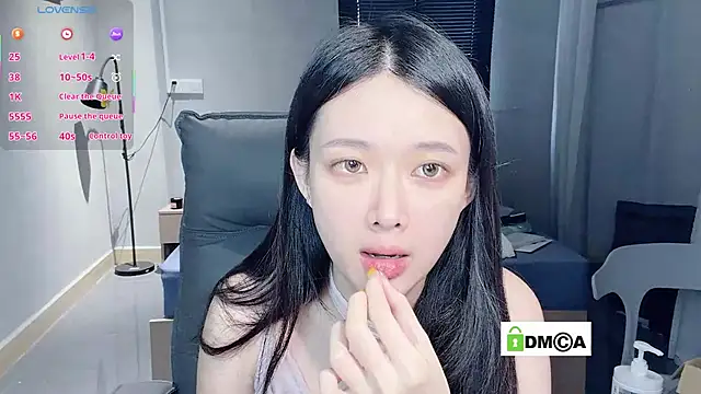 NiNi-baby520 online show from 13, 1, 2026