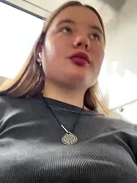 Snapshot of StephanieMur chatting on 21, 9, 2025 StephanieMur online show from 21, 9, 2025