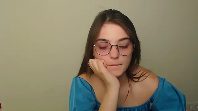 Snapshot of Sun_Shine__ chatting on 17, 7, 2026 Sun Shine online show from 17, 7, 2026