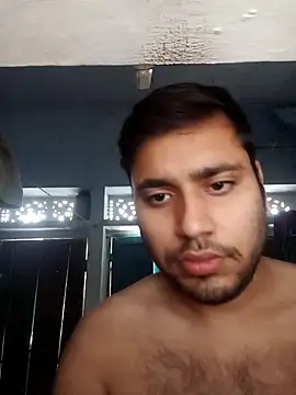 Snapshot of Desirock001 chatting on 4, 11, 2025 Desirock001 online show from 4, 11, 2025