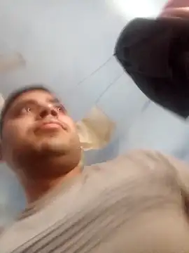 Snapshot of Desirock001 chatting on 17, 2, 2026 Desirock001 online show from 17, 2, 2026