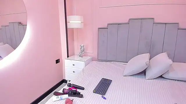 Snapshot of gabriela_lux chatting on 16, 10, 2025 gabriela lux online show from 16, 10, 2025