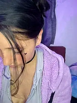 Candy-Gema online show from 9, 3, 2026