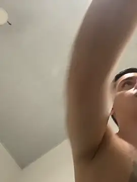 leosexboy  online show from 10, 3, 2026