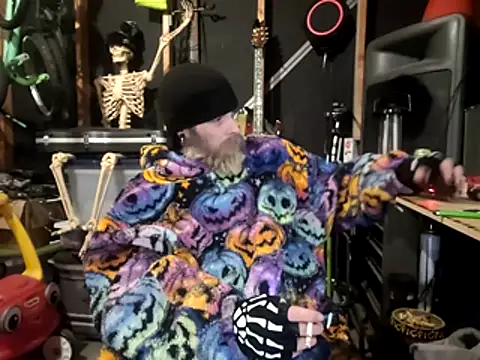 thejuicybacon online show from 15, 1, 2026