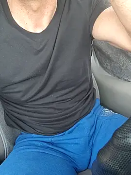 Snapshot of GreekGuyOutdoors chatting on 20, 3, 2026 GreekGuyOutdoors online show from 20, 3, 2026