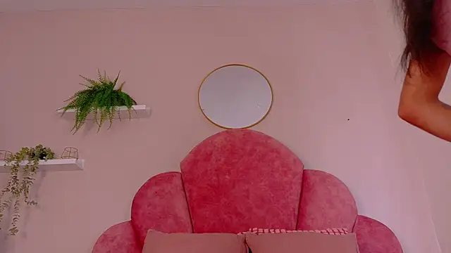 TiffValentinee  online show from 15, 10, 2025