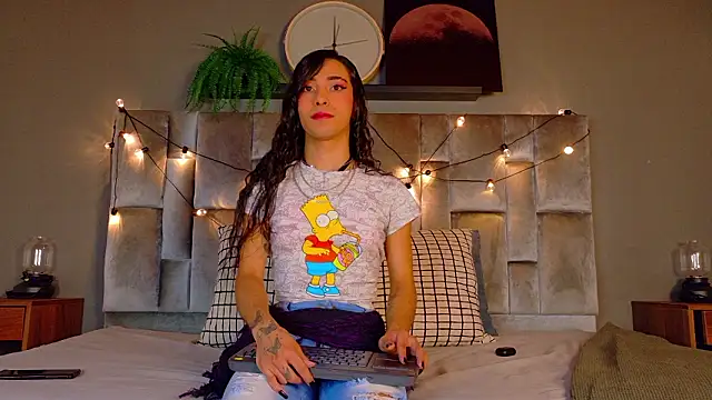 TiffValentinee  online show from 6, 3, 2026