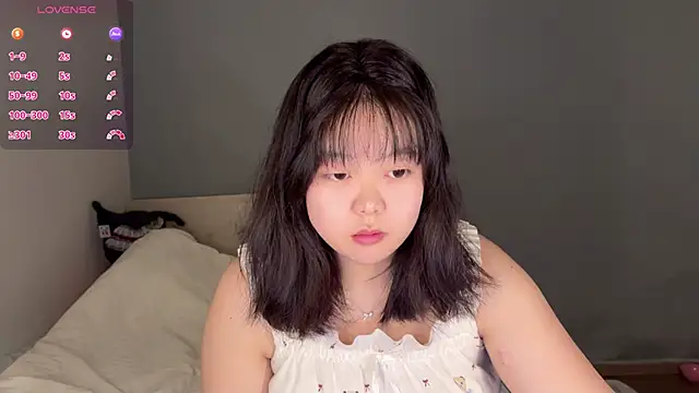 Snapshot of Kittenfishing chatting on 6, 10, 2025 Kittenfishing online show from 6, 10, 2025