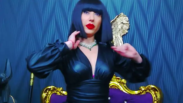 LaraMaeve online show from 18, 10, 2025