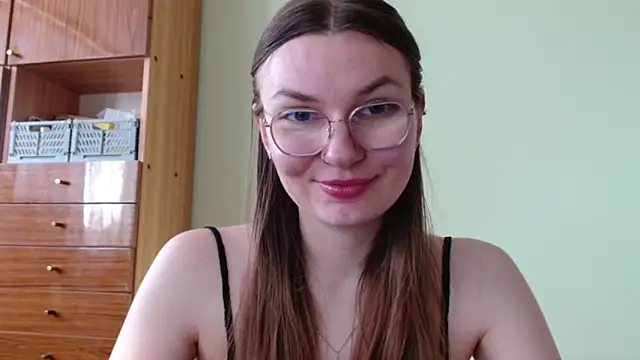 LooveELLYx online show from 19, 3, 2026