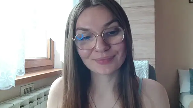 LooveELLYx online show from 7, 7, 2026