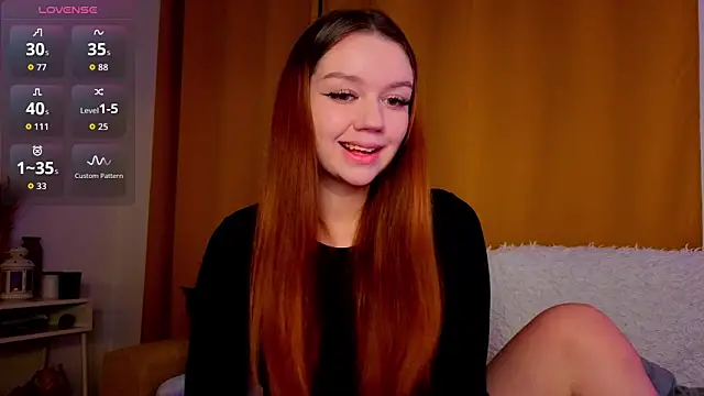 Jiaalisaa online show from 10, 9, 2025