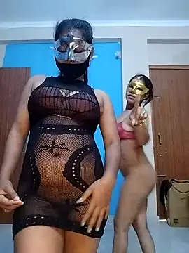 Snapshot of Sexy_dolls chatting on 2, 5, 2026 Sexy dolls online show from 2, 5, 2026