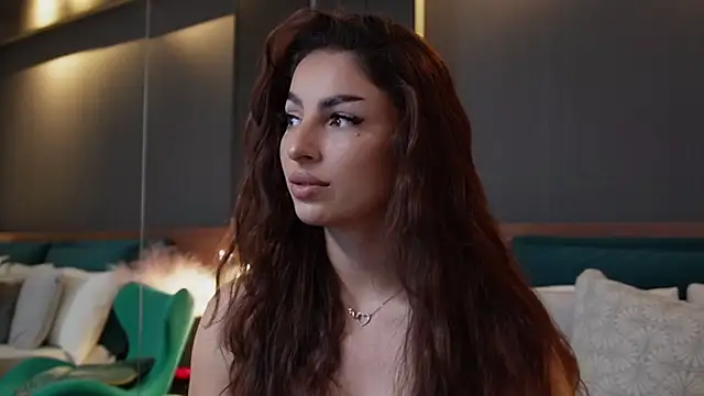 Snapshot of EmilyTrix chatting on 2, 11, 2025 EmilyTrix online show from 2, 11, 2025