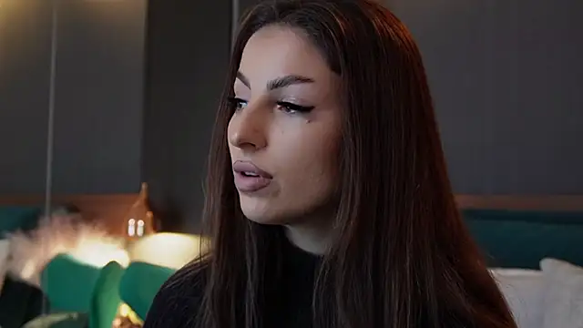 Snapshot of EmilyTrix chatting on 6, 11, 2025 EmilyTrix online show from 6, 11, 2025