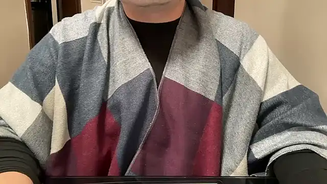 Snapshot of this_is_77 chatting on 4, 3, 2026 this is 77 online show from 4, 3, 2026