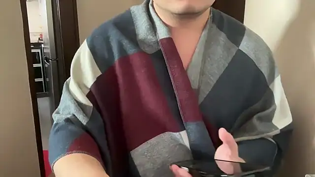 Snapshot of this_is_77 chatting on 8, 3, 2026 this is 77 online show from 8, 3, 2026