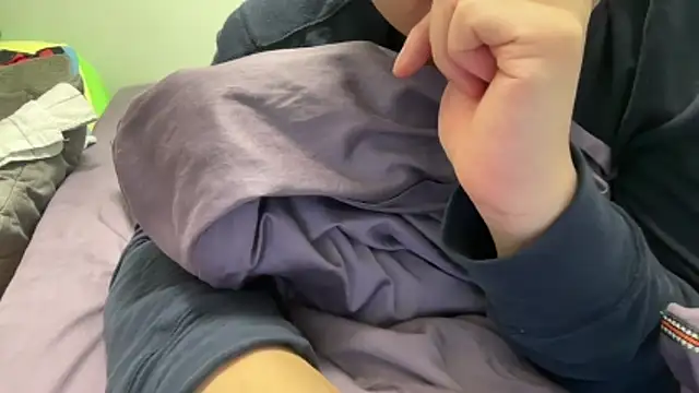 Snapshot of this_is_77 chatting on 12, 3, 2026 this is 77 online show from 12, 3, 2026