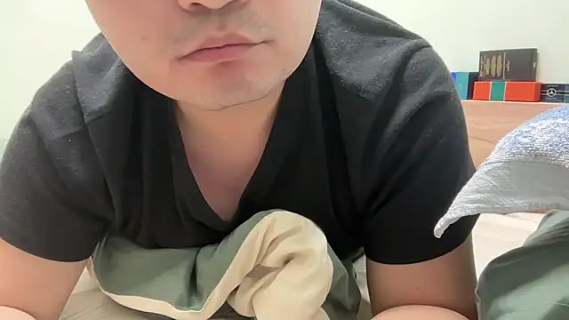 Snapshot of this_is_77 chatting on 17, 3, 2026 this is 77 online show from 17, 3, 2026