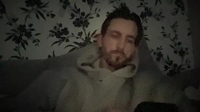 Big8inchUncutCock online show from 18, 4, 2026