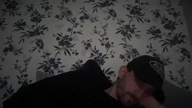 Big8inchUncutCock online show from 27, 4, 2026