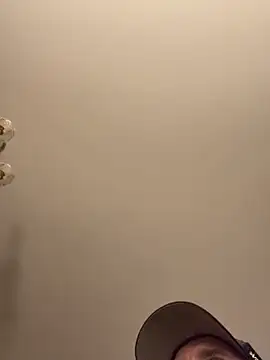 Big8inchUncutCock online show from 17, 5, 2026