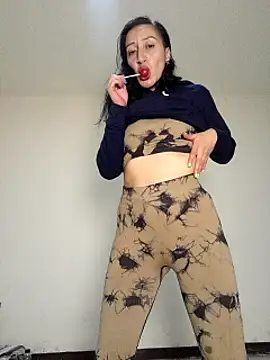 Oriana111 online show from 21, 10, 2025