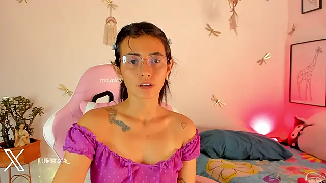 Snapshot of princessluna_19 chatting on 12, 7, 2026 princessluna 19 online show from 12, 7, 2026
