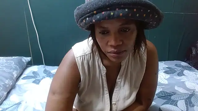 sexythae32 online show from 18, 2, 2026