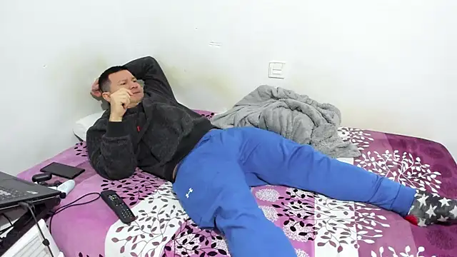 Snapshot of fuckynations chatting on 17, 1, 2025 fuckynations online show from 17, 1, 2025