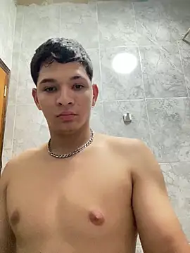 Snapshot of RobinLenoxx chatting on 9, 10, 2025 RobinLenoxx online show from 9, 10, 2025