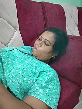 Snapshot of tamilaruvi chatting on 14, 7, 2026 tamilaruvi online show from 14, 7, 2026