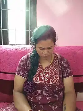 Snapshot of tamilaruvi chatting on 9, 8, 2026 tamilaruvi online show from 9, 8, 2026