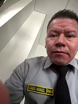 Manu0586 online show from 18, 1, 2026