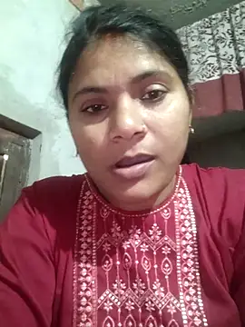 Snapshot of couple_71 chatting on 21, 12, 2025 couple 71 online show from 21, 12, 2025