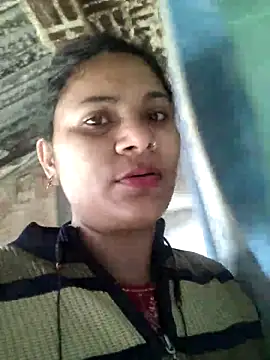 Snapshot of couple_71 chatting on 22, 12, 2025 couple 71 online show from 22, 12, 2025